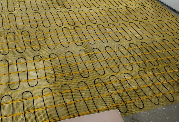 Electric heating mats