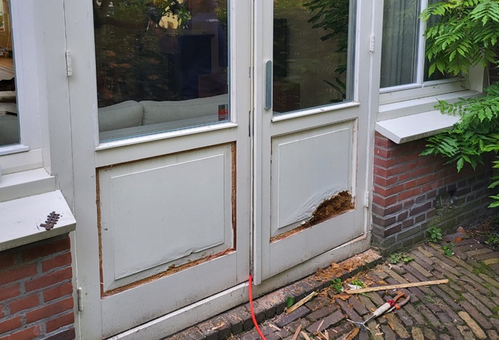 Renovatie van houten deur