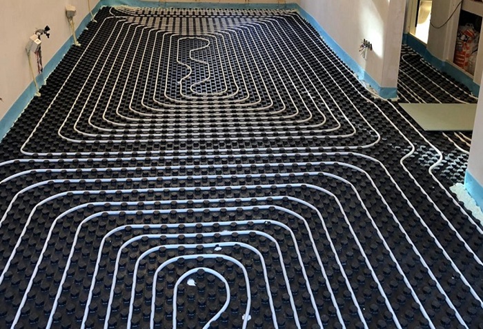 Vloerverwarming met PEX op isolatie